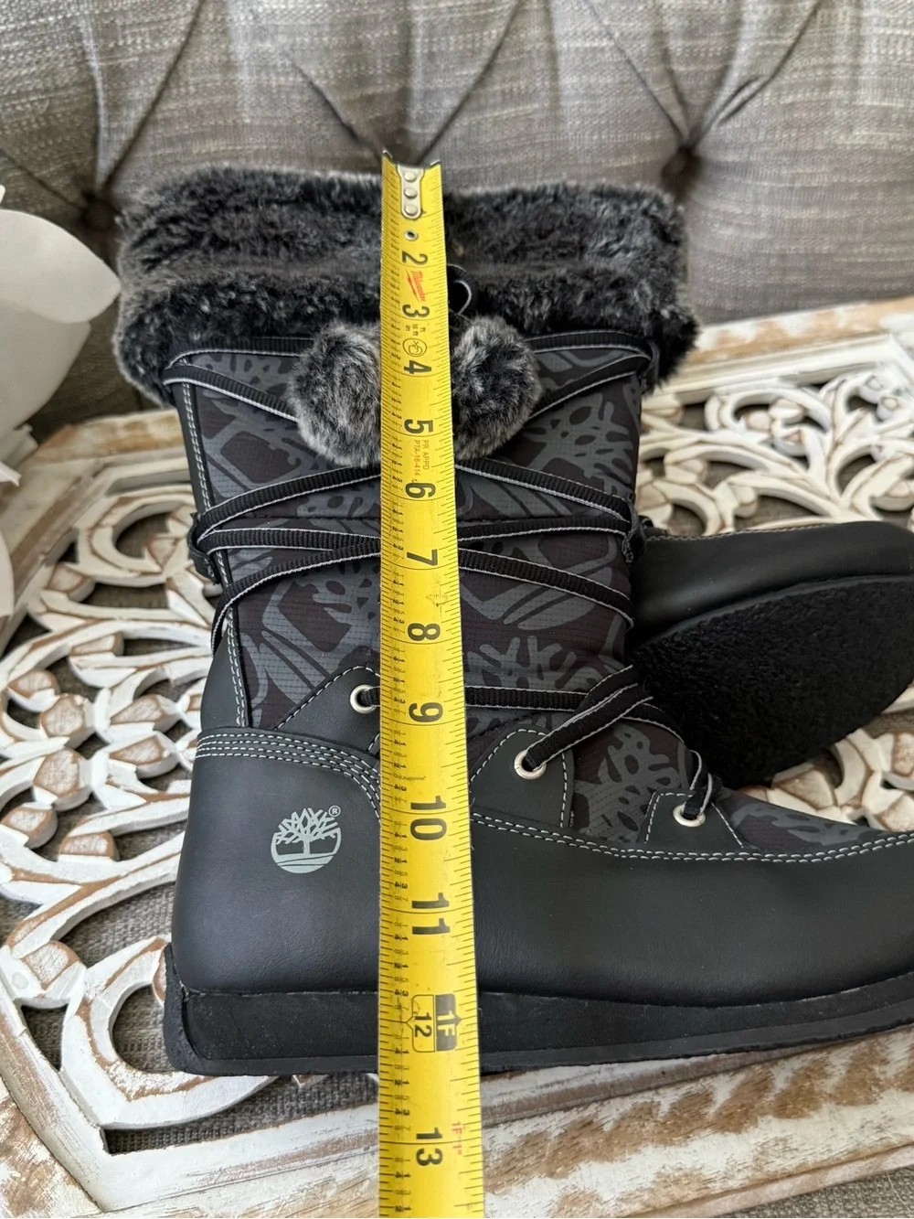 Timberland Women's Black & Gray Faux-Fur Pom Pom Winter Boots 7